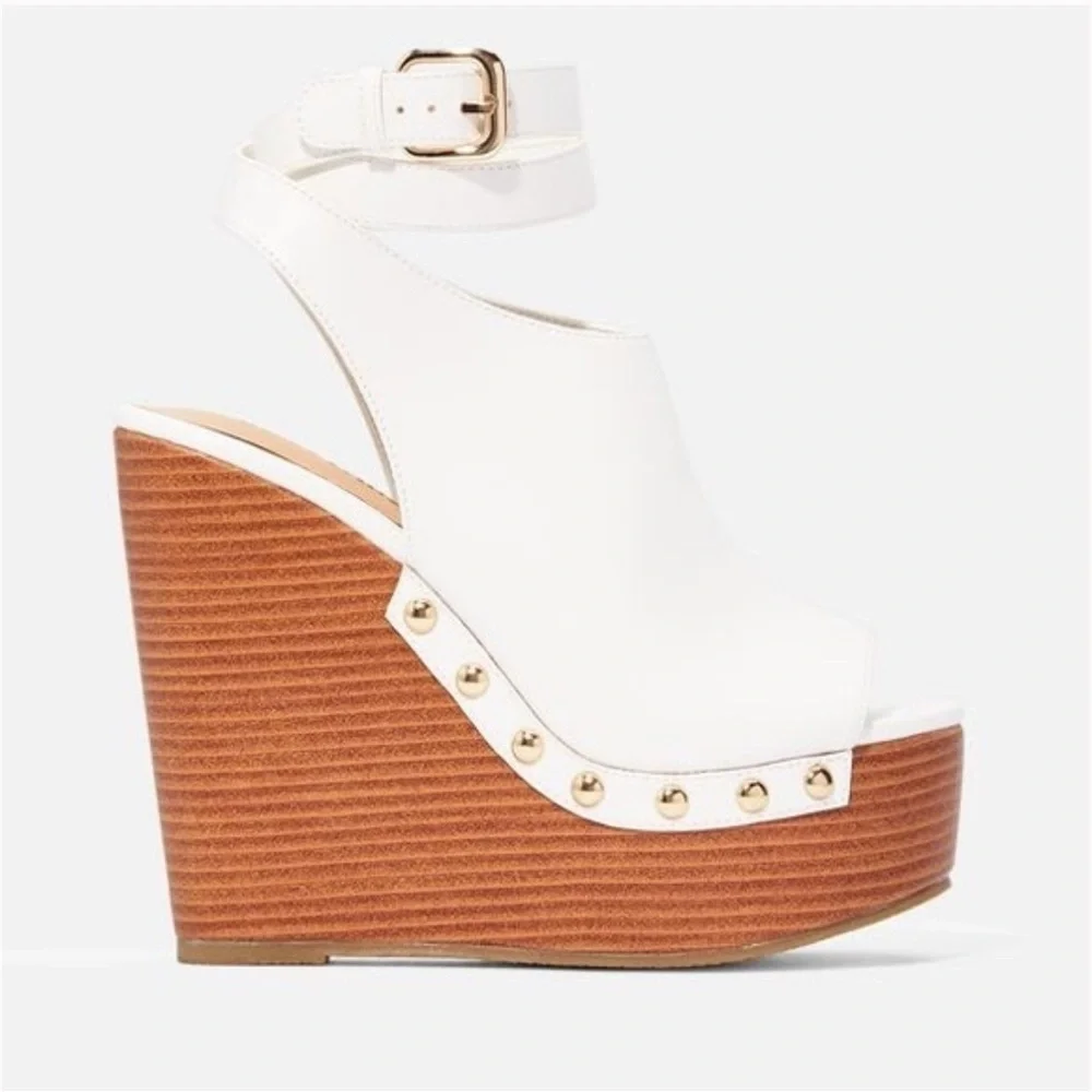 Woman's White Just Fab Sarahh Platform Wedge Shoes size 8.5